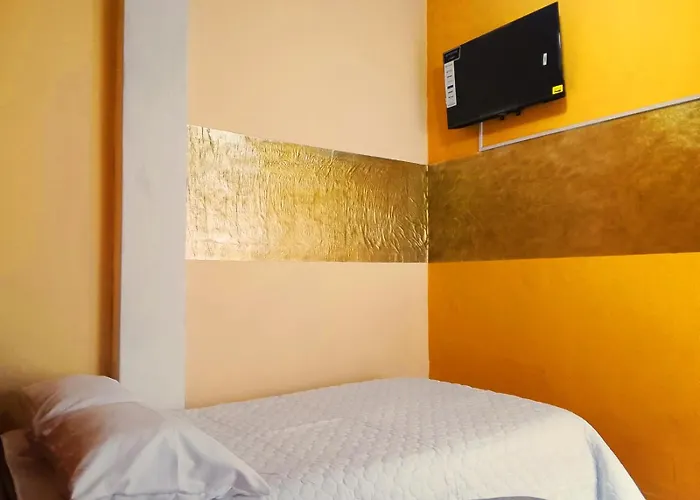 1 Bedroom 1 Floor Apartment *