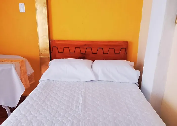 1 Bedroom 1 Floor Apartment *
